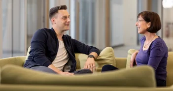 Adaptive Führung schafft Räume für Experimente und kollektives Lernen.