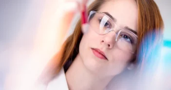 Chemiebranche 2026: Weiterbildungen und Schulungen sind ein Wettbewerbsvorteil