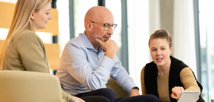 ein Management Audit schafft eine strukturierte, datenbasierte Grundlage, auf der sich Führungsqualität gezielt entwickeln lässt